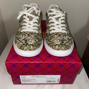 New in Box Tory Burch T Monogram Howell Floral-Embroidered Sneakers